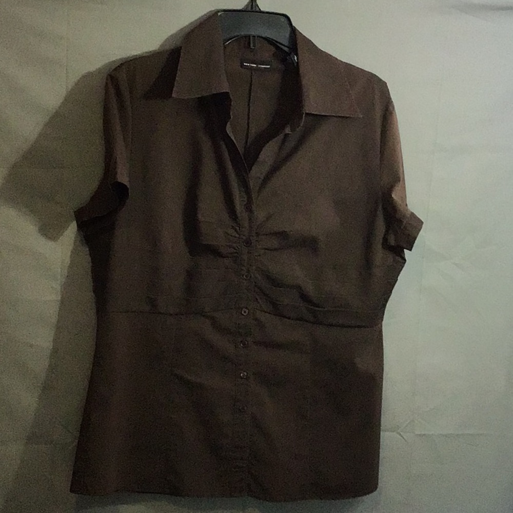 NEW YORK &COMPANY  button down blouse sz 14  brown